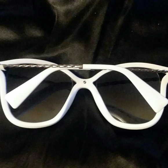 🤗SEXY GORGEOUS SUNGLASSES🤗 MARC JACOBS - Picture 2 of 8